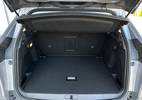 Peugeot 3008 cena 67777 przebieg: 175000, rok produkcji 2019 z Stary Sącz małe 742